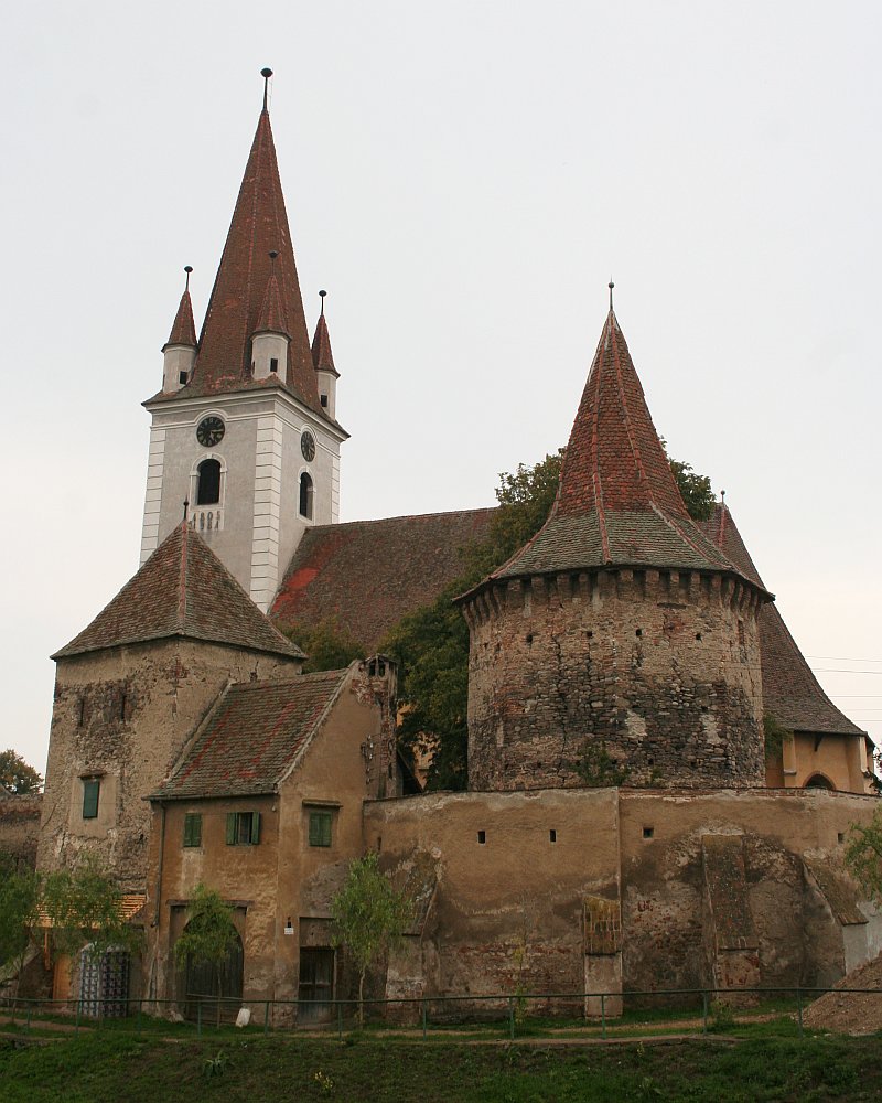 Biserica fortificată din Cristian111