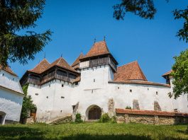 Biserica fortificată din Viscri