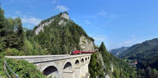 Calea ferata Sermmering: Obiective turistice Austria – Valea Miirz Calea ferata Sermmering