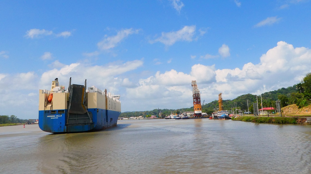 Canalul Panama11