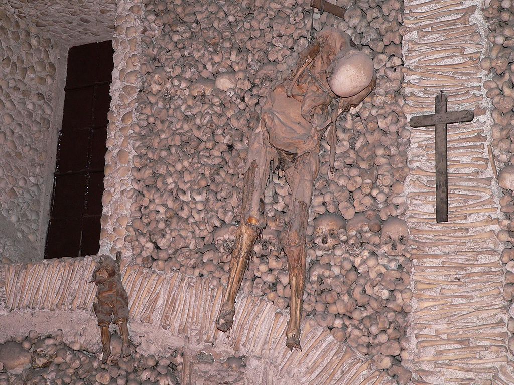 Capela dos Ossos111