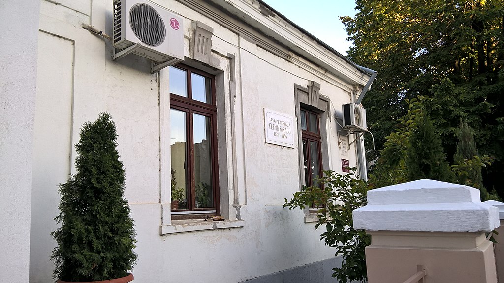 Casa memorială „Elena Farago”11