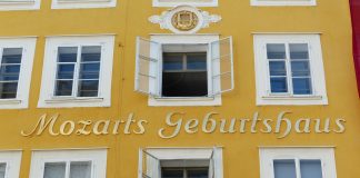 Casa natala a lui Mozart: Obiective turistice Austria – Salzburg Casa natala a lui Mozart