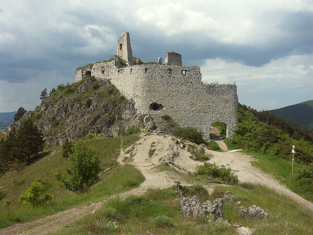 Castelul Cachtice1