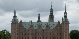 Castelul Frederiksborg: Obiective turistice Danemarca – Hilderod Castelul Frederiksborg