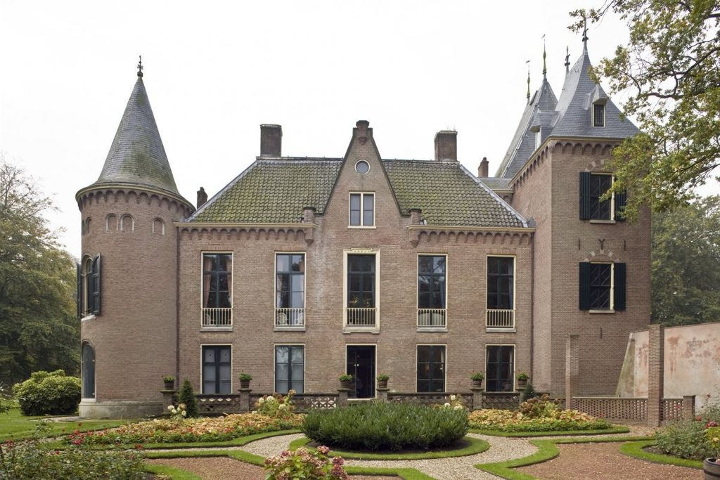 Castelul Keukenhof