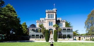 Castelul Larnach, bijuteria gotică din Dunedin, Noua Zeelandă Castelul Larnach
