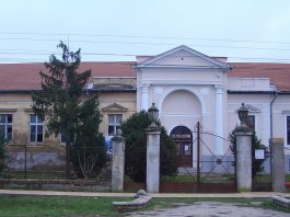 Castelul Zichy din Diosig