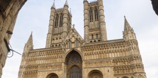 Catedrala Lincoln: Obiective turistice Anglia – Lincoln Catedrala Lincoln