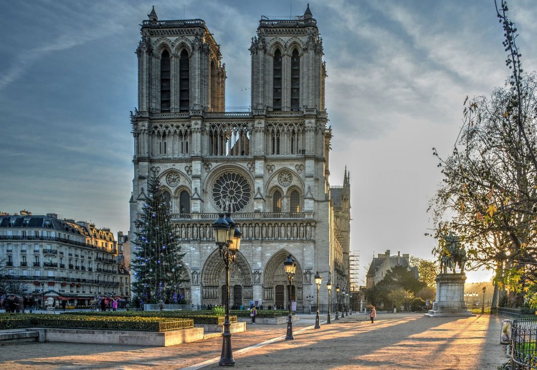 Catedrala Notre-Dame de Paris