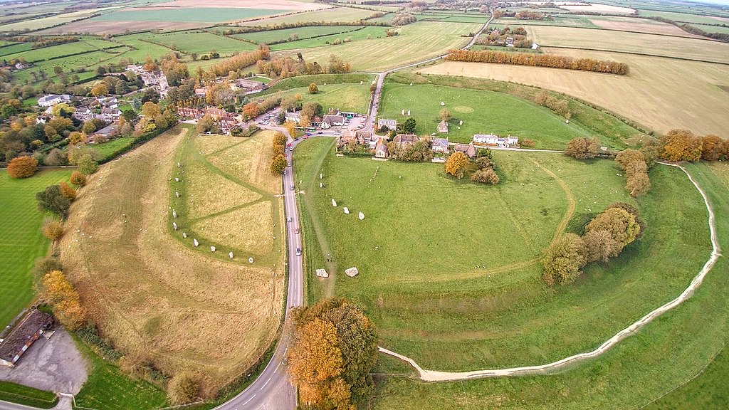 Cercurile de pietre de la Averbury