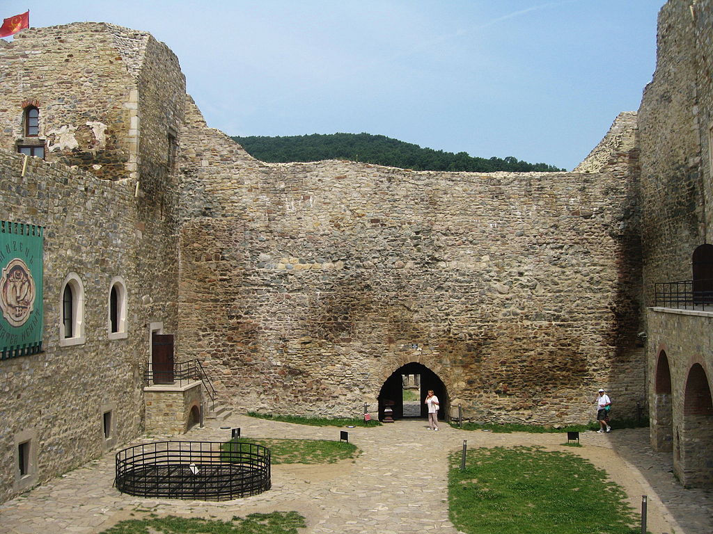 Cetatea Neamţ11