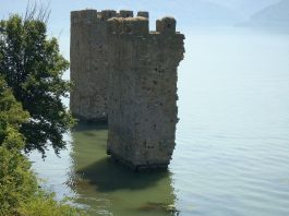 Cetatea Trikule
