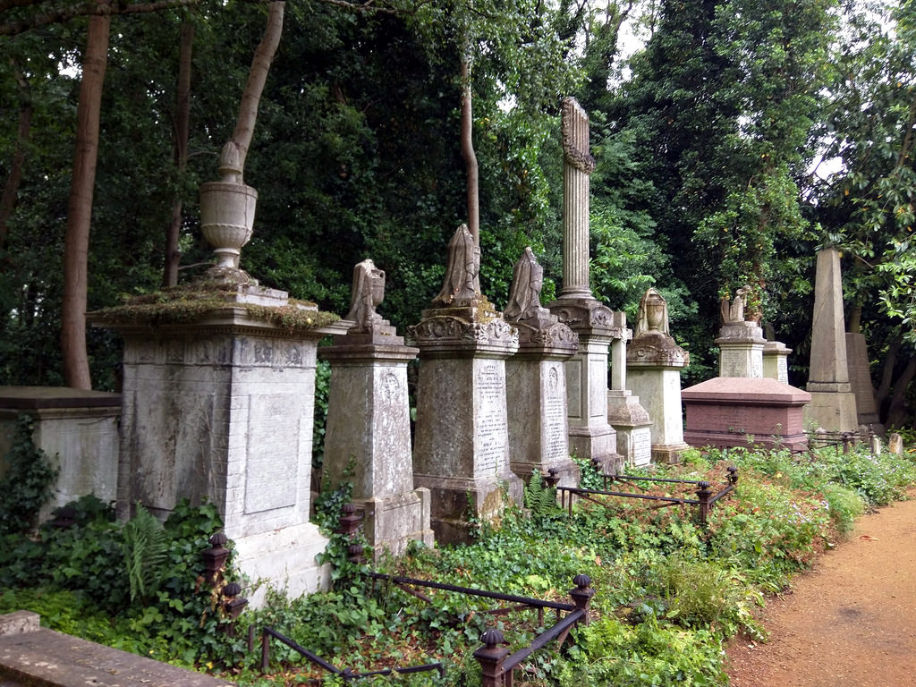 Cimitirul Highgate11
