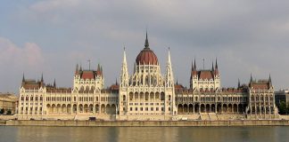 Cladirile Parlamentului din Budapesta: Obiective turistice Ungaria – Budapesta Cladirile Parlamentului din Budapesta