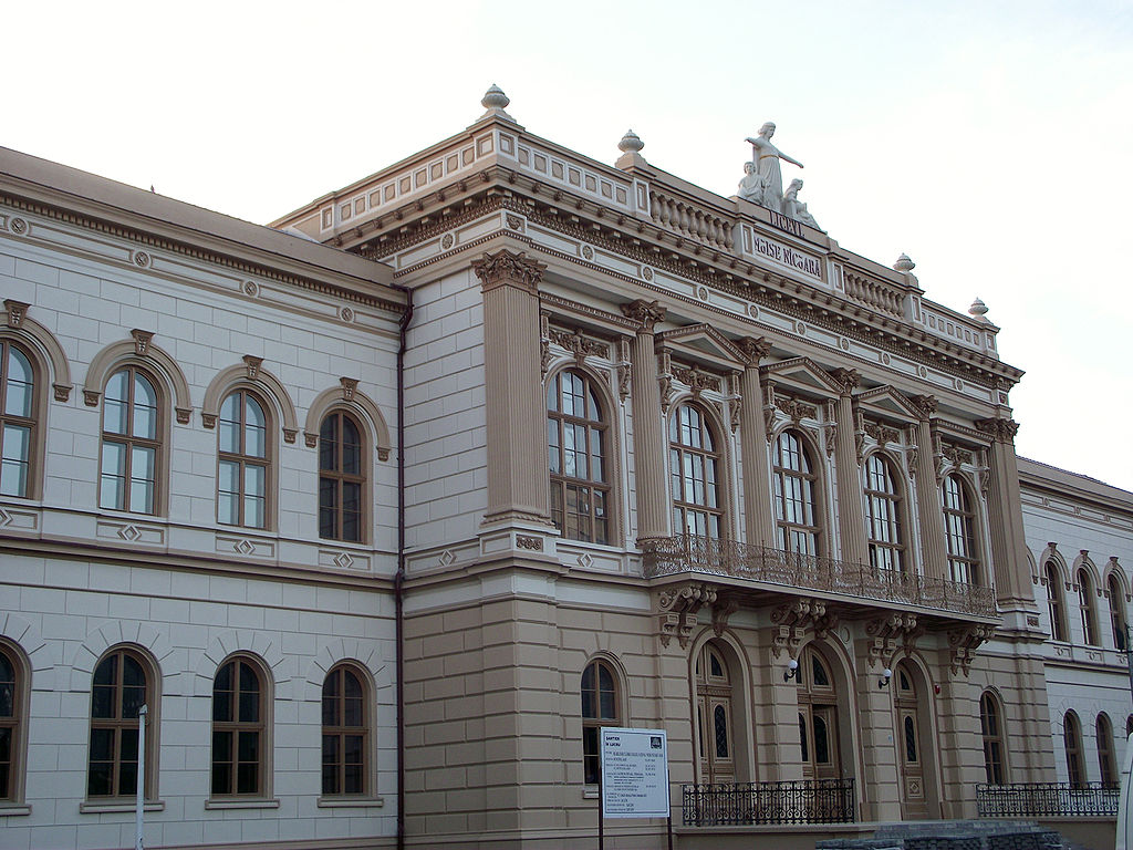 Clădirea Colegiului Naţional “Moise Nicoară"