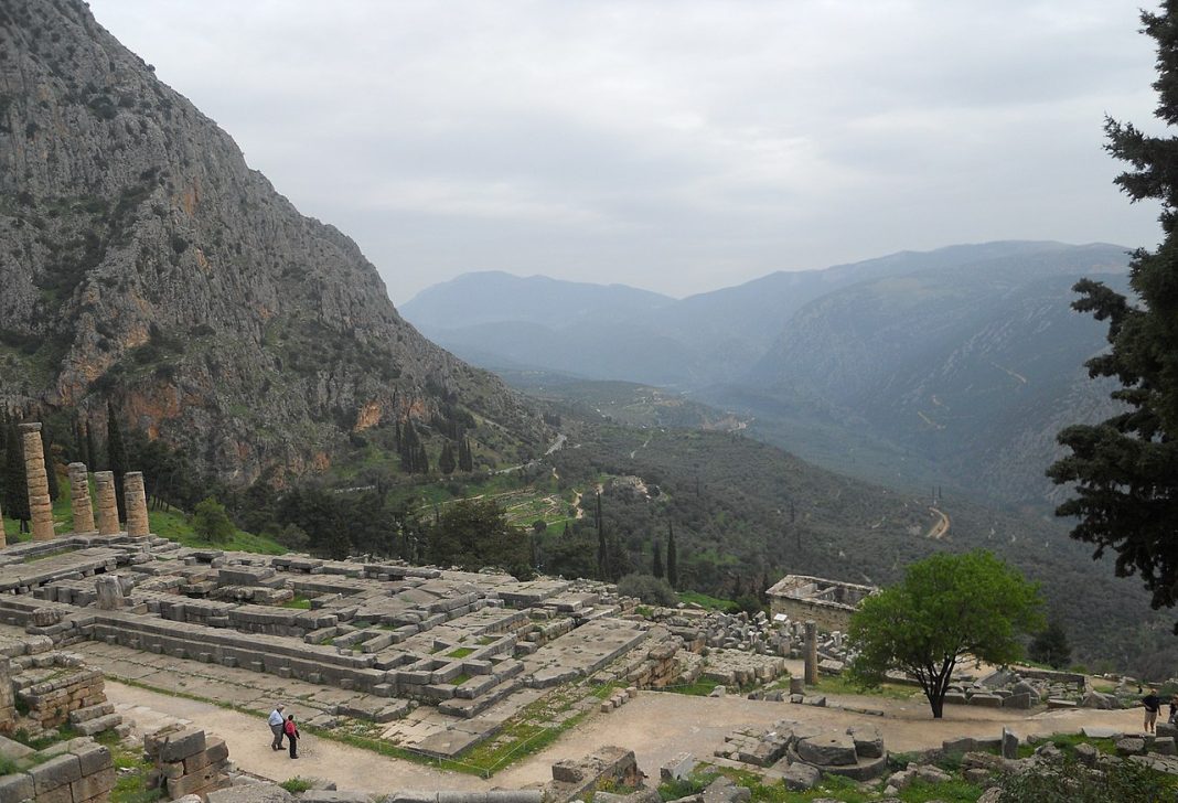 Delphi Delphi