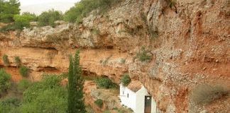 Centrul de artă Didima San: Obiective turistice Africa de Sud – Cathedral Peak Didima San