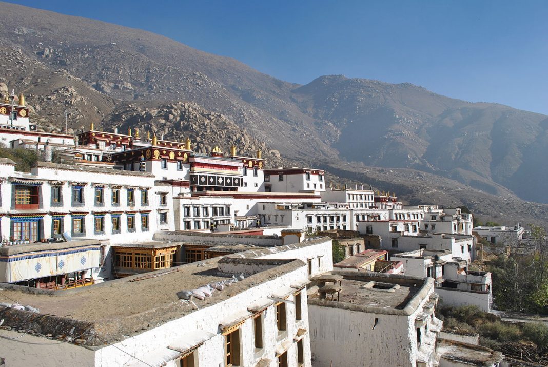 Drepung Drepung