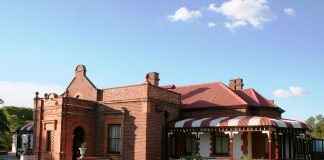 Duggan-Cronin Gallery: Obiective turistice Africa de Sud – Kimberley Duggan-Cronin Gallery