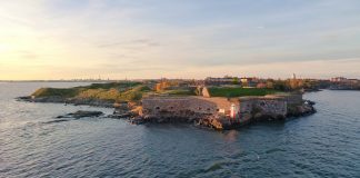 Fortareata Suomenlinna: Obiective turistice Finlanda – Helsinki Fortareata Suomenlinna