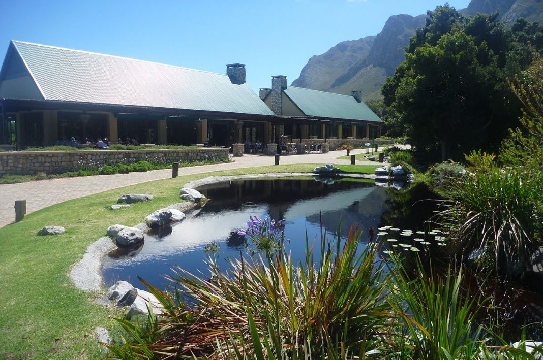 Gradinile Botanice Nationale Harold Porter Gradinile Botanice Nationale Harold Porter