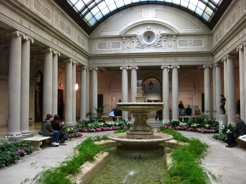 Gradinile Frick Collection Courtyard
