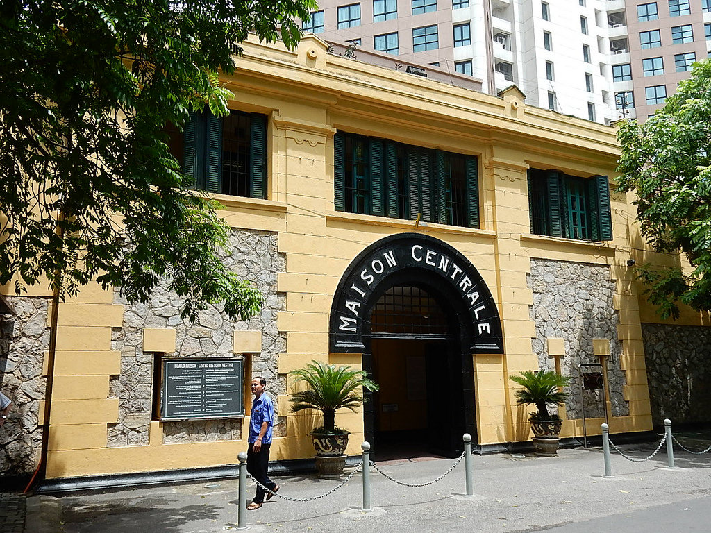 Inchisoarea Hoa Lo