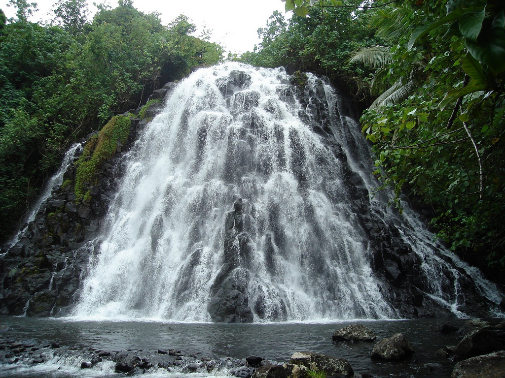 Kepirohi Waterfall, Pohnpei