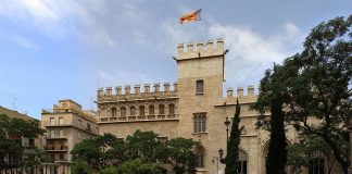 La Lonja de la Seda: Obiective turistice Spania – Valencia La Lonja de la Seda