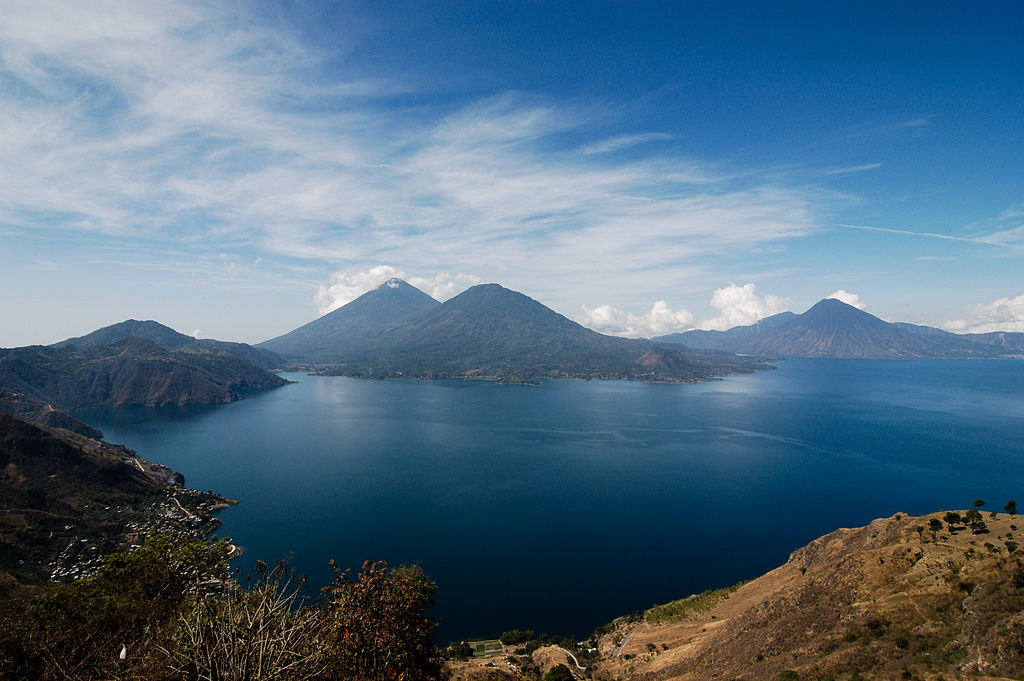 Lacul Atitlán