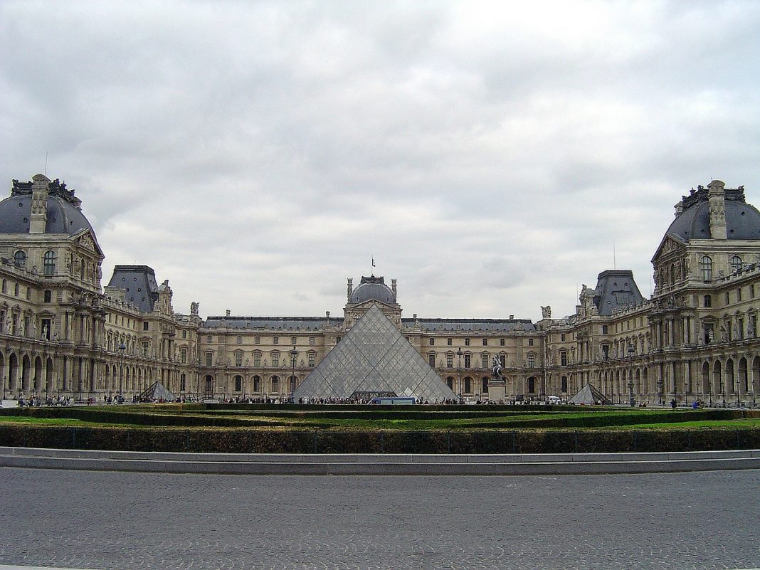 Louvre