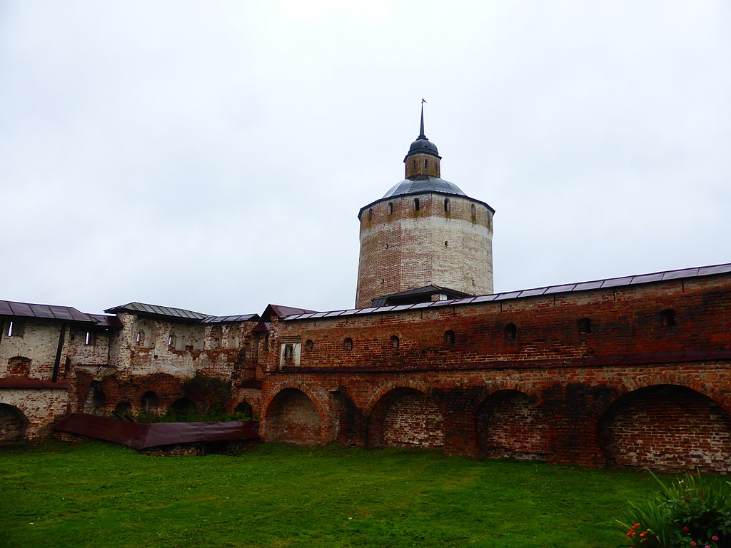 Manastirea Belozerski Manastirea Belozerski