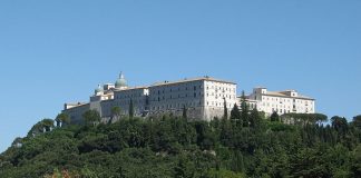 Manastirea Monte Cassino: Obiective turistice Italia – Cassino Manastirea Monte Cassino