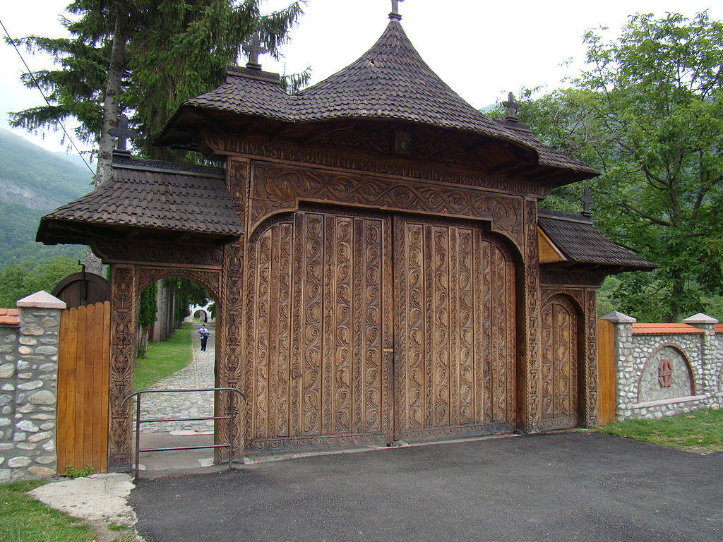 Manastirea Polovragi1