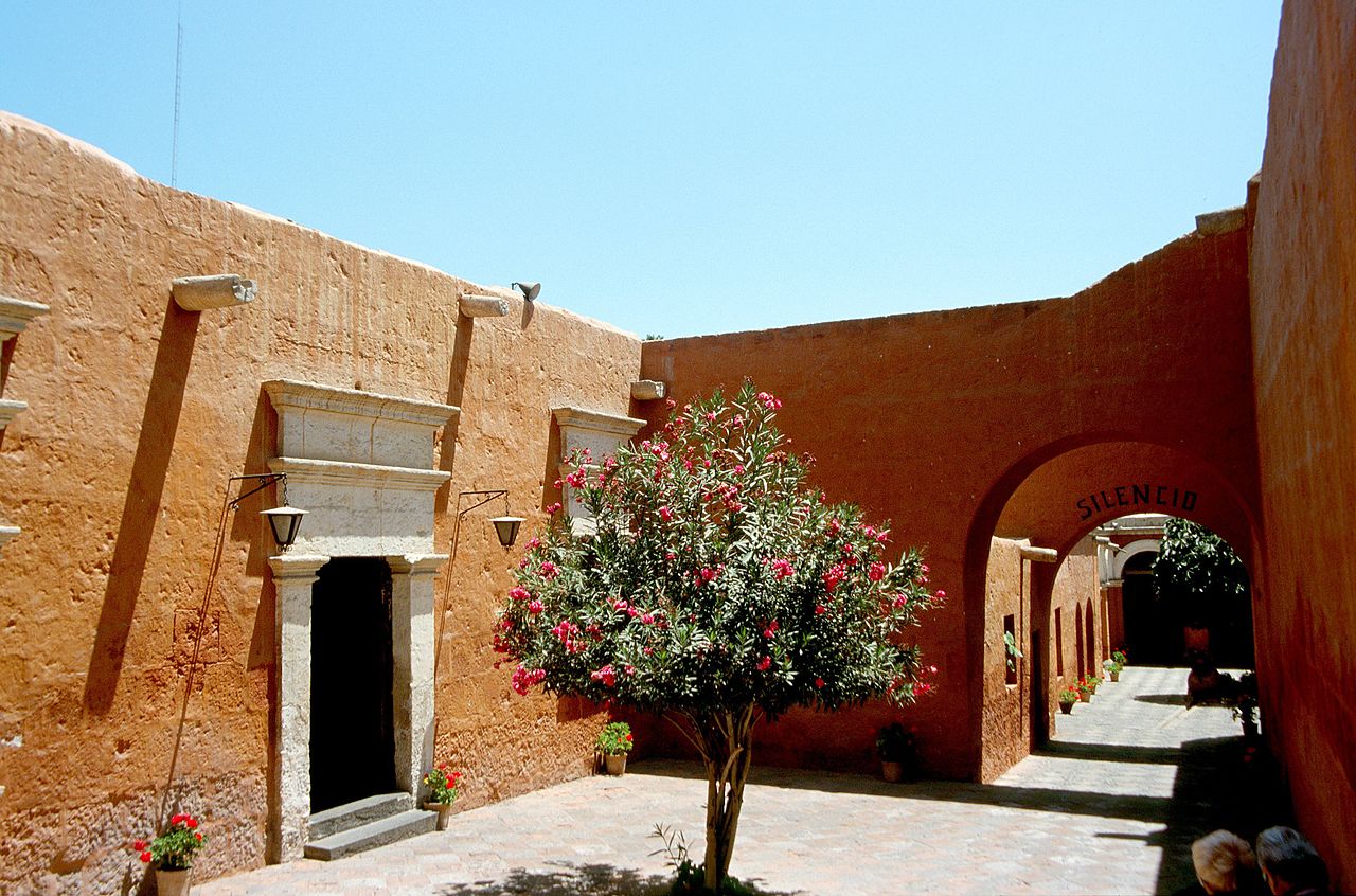 Manastirea Santa Catalina din Peru1