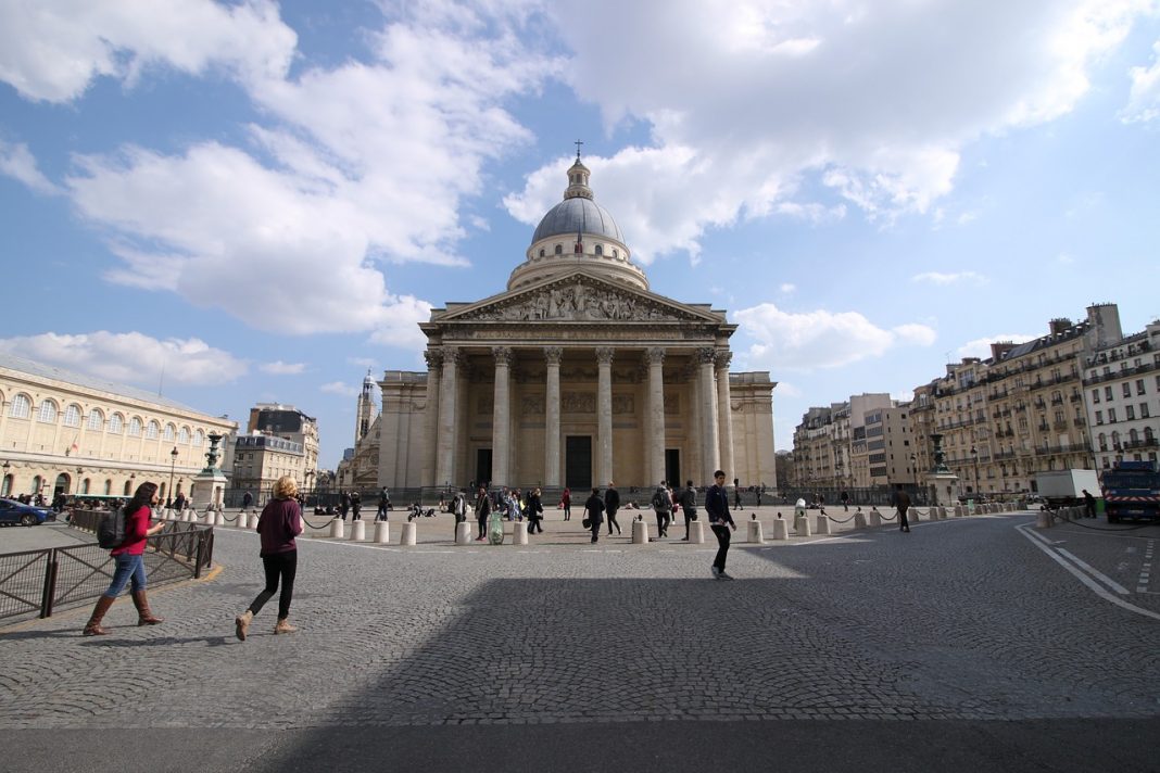 Mausoleul Pantheon din Paris