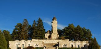 Mausoleul de la Mateiaș