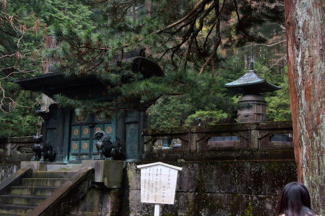 Mausoleul lui Tokugawa Ieyasu Mausoleul lui Tokugawa Ieyasu