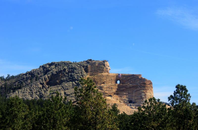 Memorialul Crazy Horse111