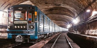 Metroul din Moscova: Obiective turistice Rusia – Moscova Metro Moscow