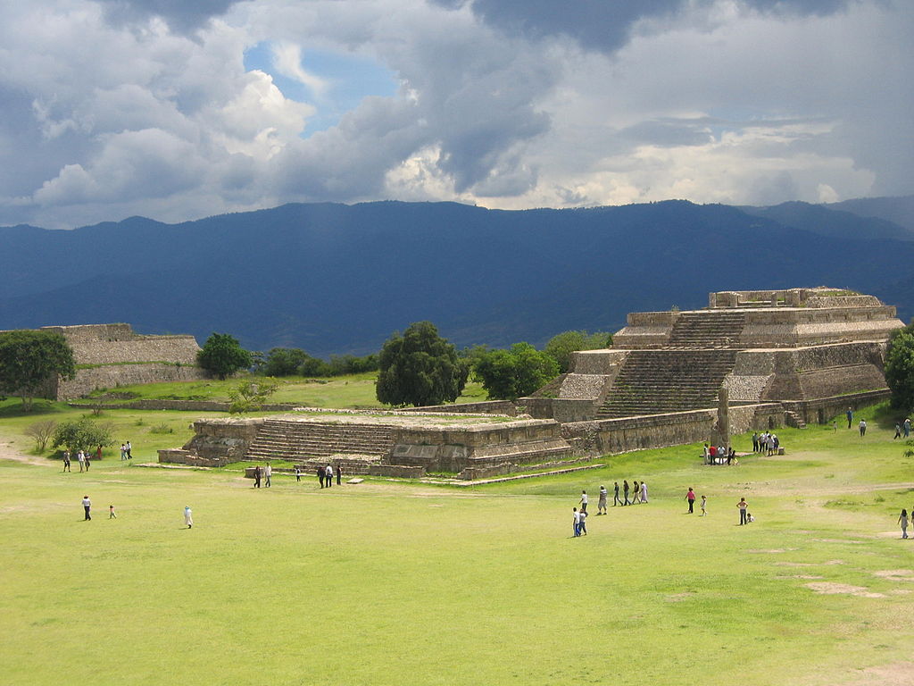 Monte Alban1111