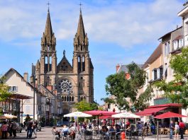 Moulins