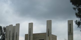 Muzeul Apartheidului: Obiective turistice Africa de Sud – Johannesburg Muzeul Apartheidului