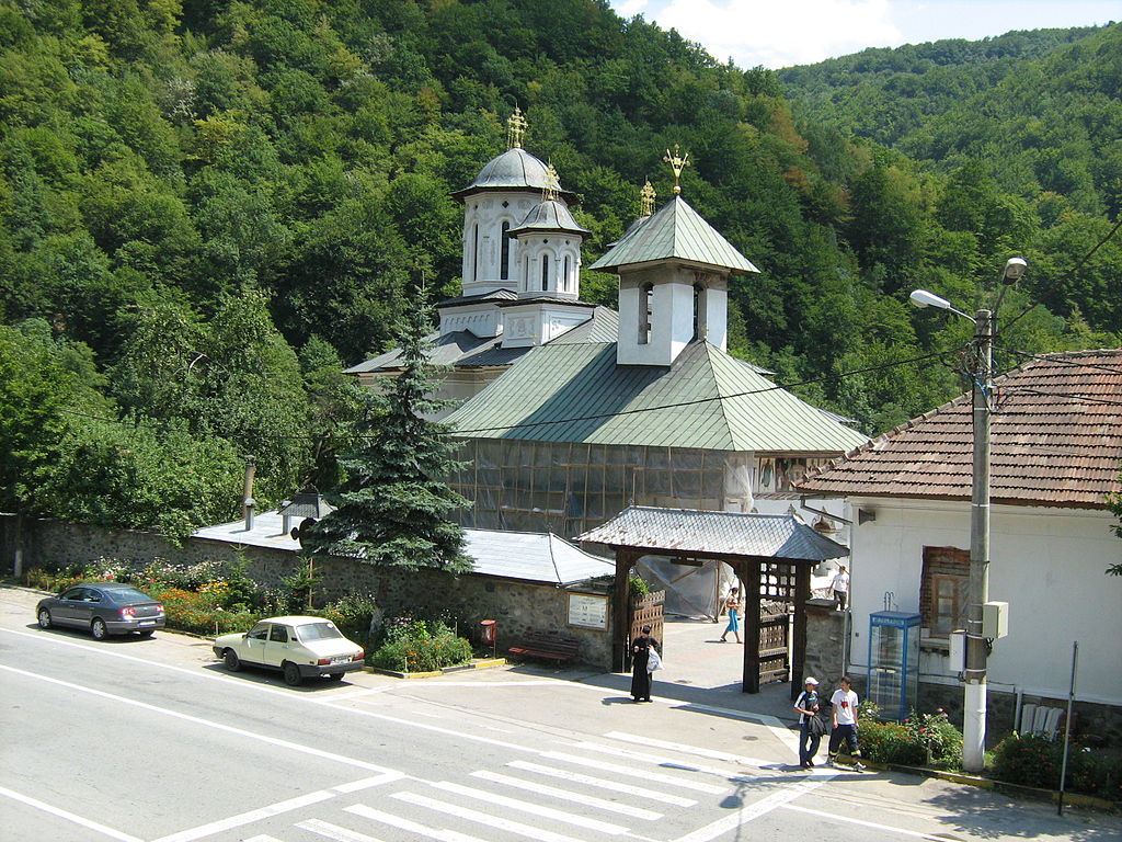Mănăstirea Lainici1