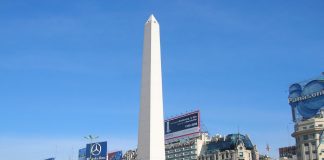 Obeliscul din Buenos Aires