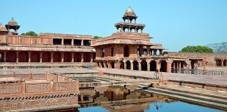 Orasul Fatehpur Sikri