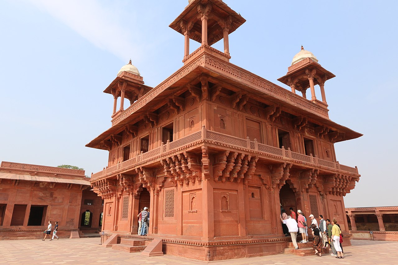 Orasul Fatehpur Sikri111