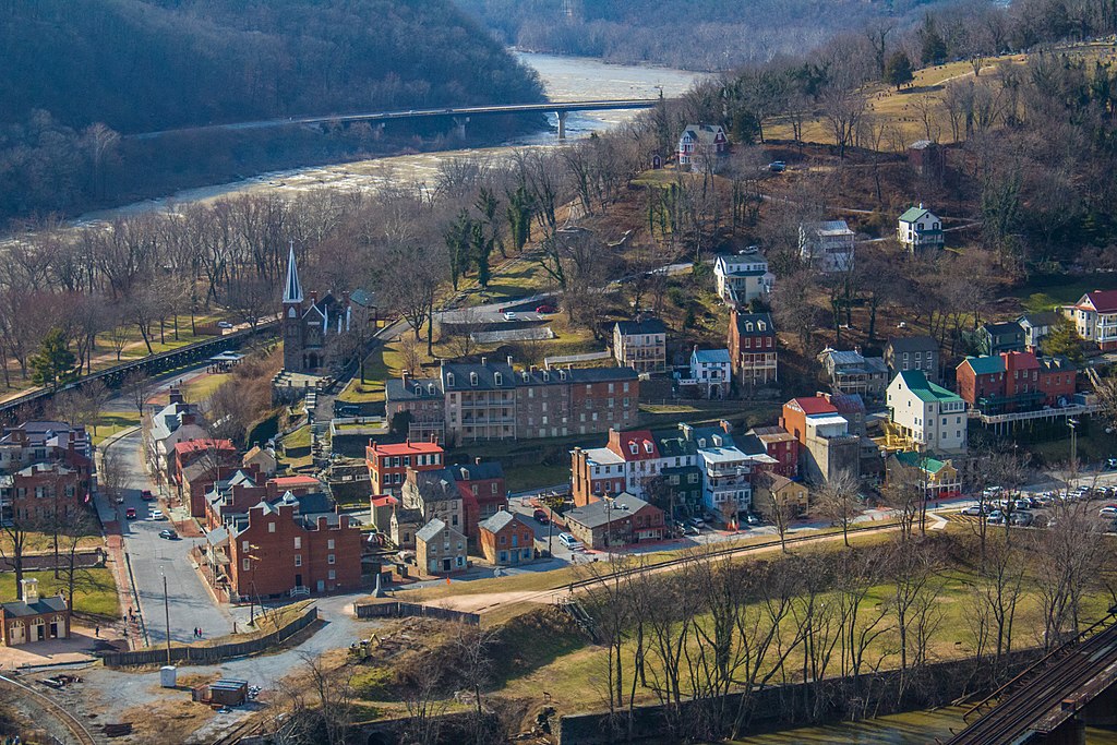 Orasul Harpers Ferry11