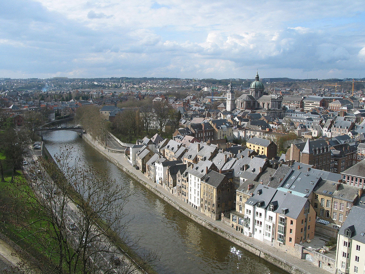 Orasul Namur
